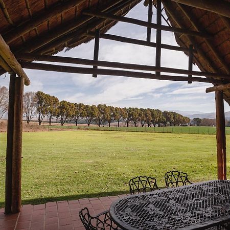 Ardmore Guest Farm Champagne Valley エクステリア 写真